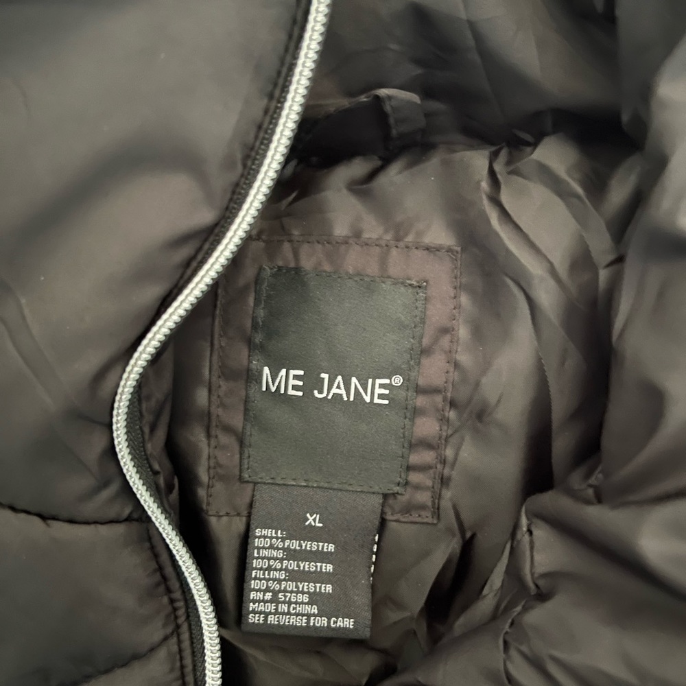 NWOT puffer - Picture 3 of 3